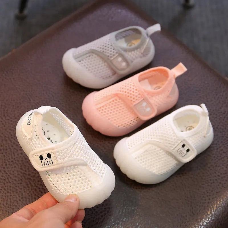 Children's Soft Sole Breathable Sneakers
