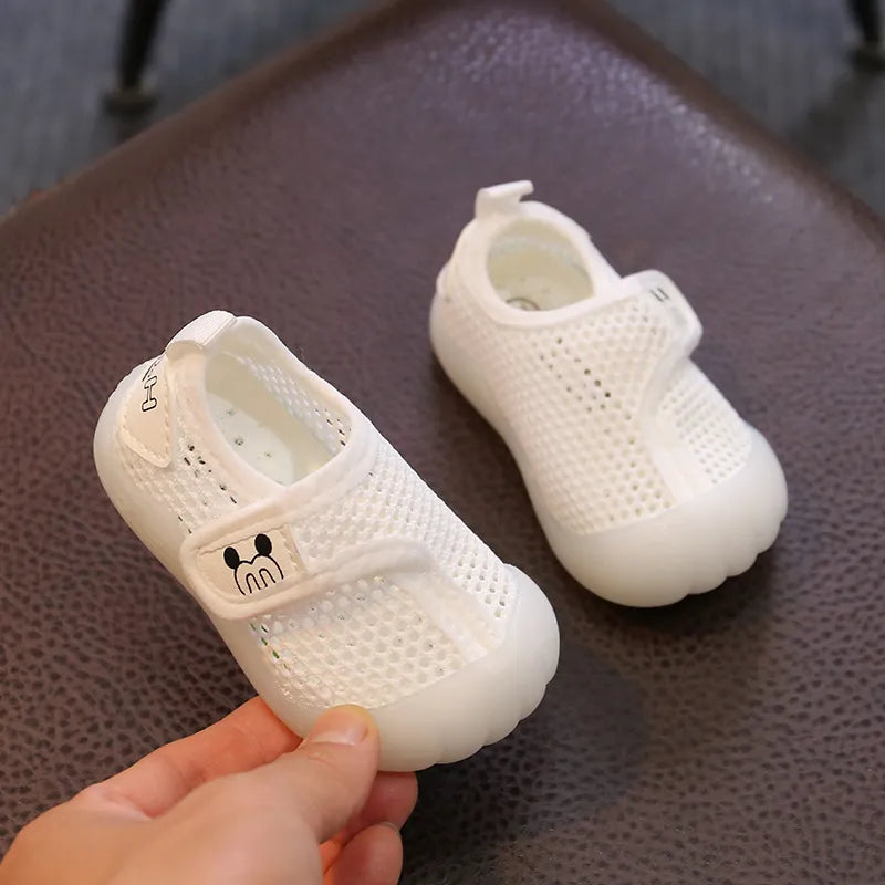 Children's Soft Sole Breathable Sneakers